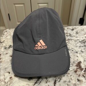 🔥NWOT Adidas Dark Gray Cap with Light Pink Logo